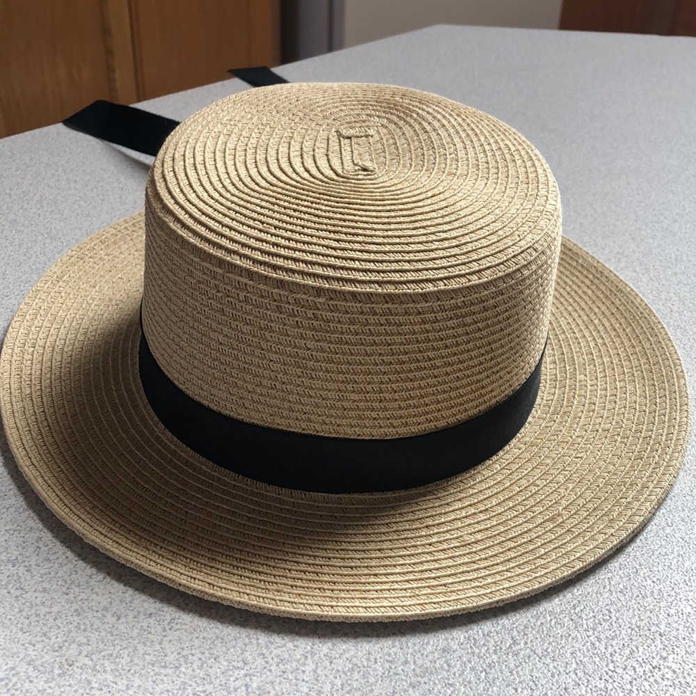 Super cute NWT hat!